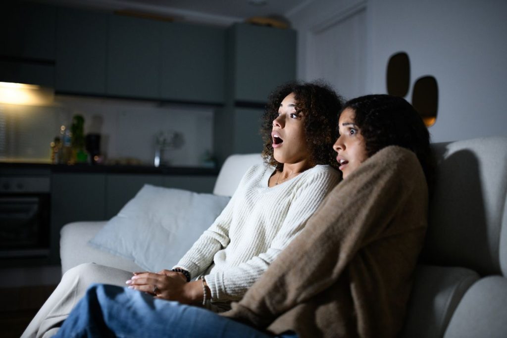 يحب البعض مشاهدة أفلام الرعب من أجل الاستعداد للأسوأ